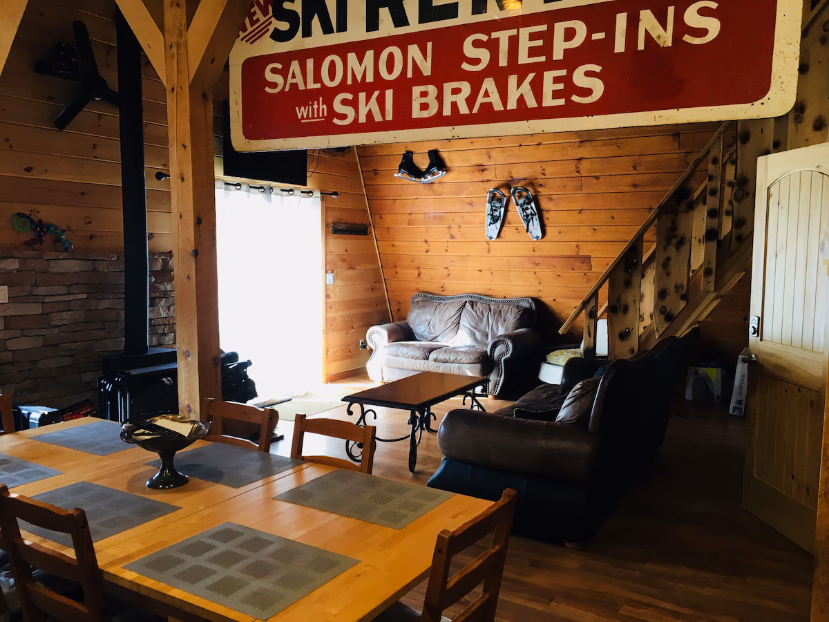 Dining area at The Hunter Mountain House